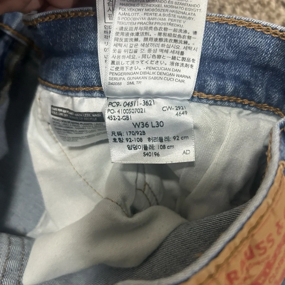 Levis levi 511